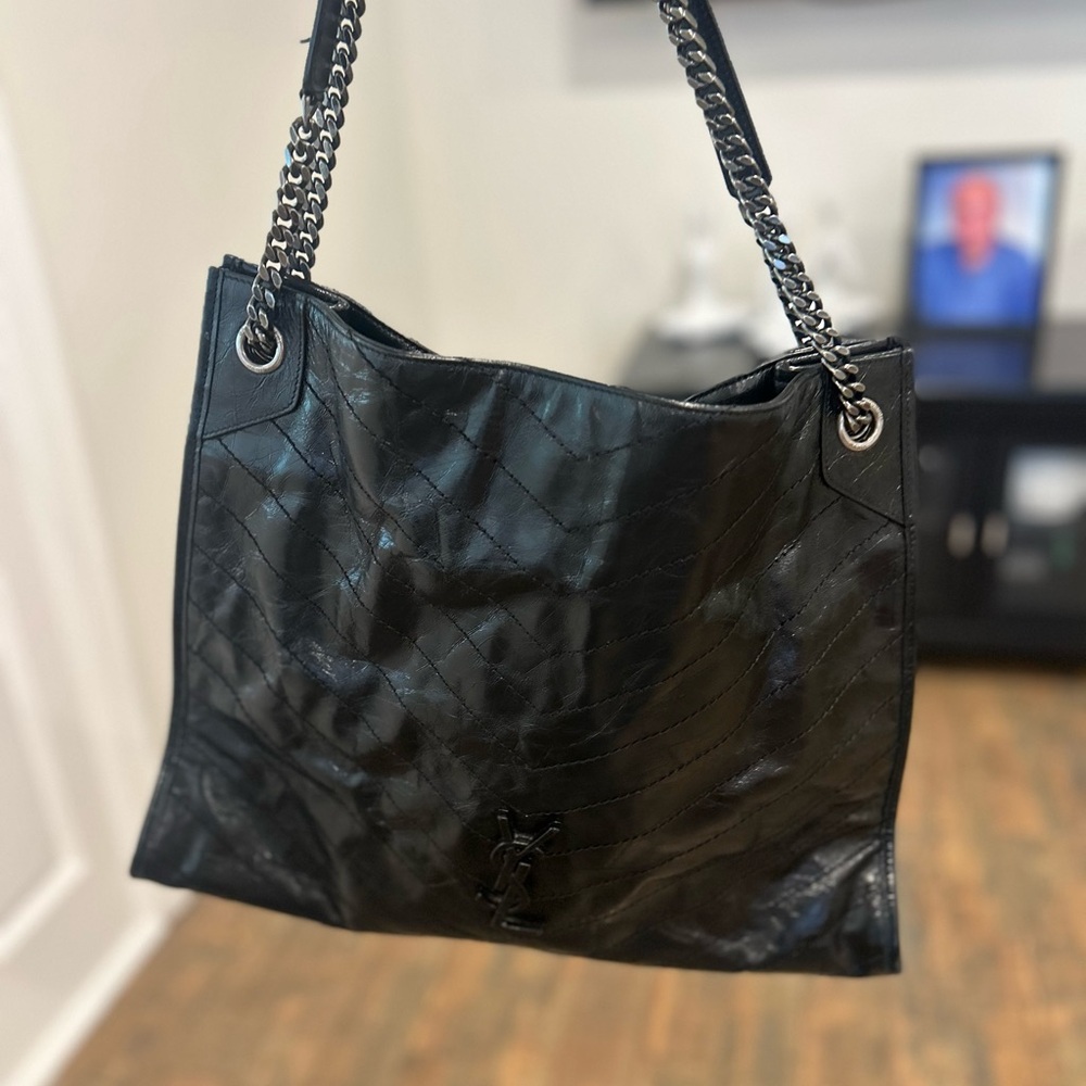 Saint Laurent Black Leather Shoulder Bag